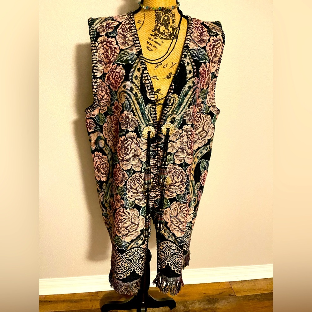 Vintage Vest With Details Size M-L